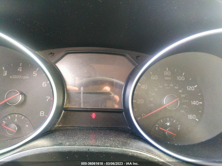 2015 KIA SEDONA LX - KNDMB5C15F6068457