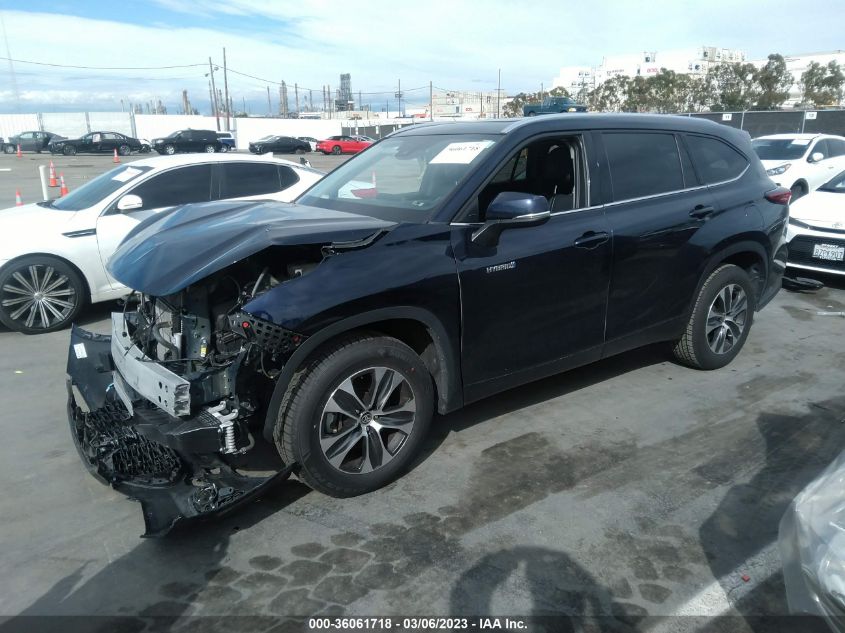 2021 TOYOTA HIGHLANDER HYBRID XLE - 5TDGARAH2MS011072