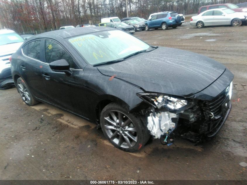 2018 MAZDA MAZDA3 4-DOOR TOURING - 3MZBN1V31JM214073