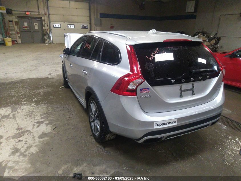 2016 VOLVO V60 CROSS COUNTRY T5 PLATINUM YV4612HMXG1019408