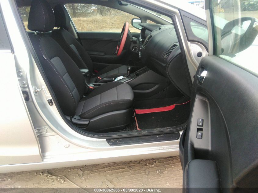 2014 KIA FORTE 5-DOOR EX - KNAFX5A85E5181322