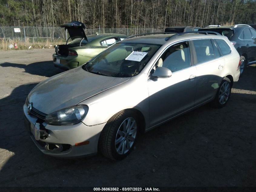 2013 VOLKSWAGEN JETTA SPORTWAGEN TDI W/SUNROOF & NAV - 3VWPL7AJ2DM621312