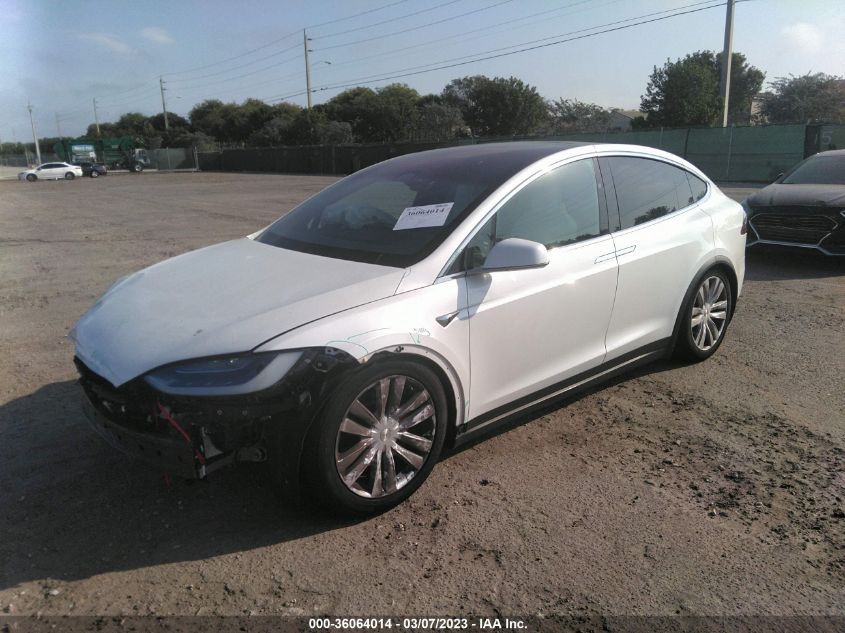 5YJXCBE42KF144912 Tesla Model X  2