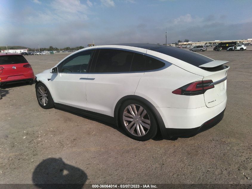 5YJXCBE42KF144912 Tesla Model X  3