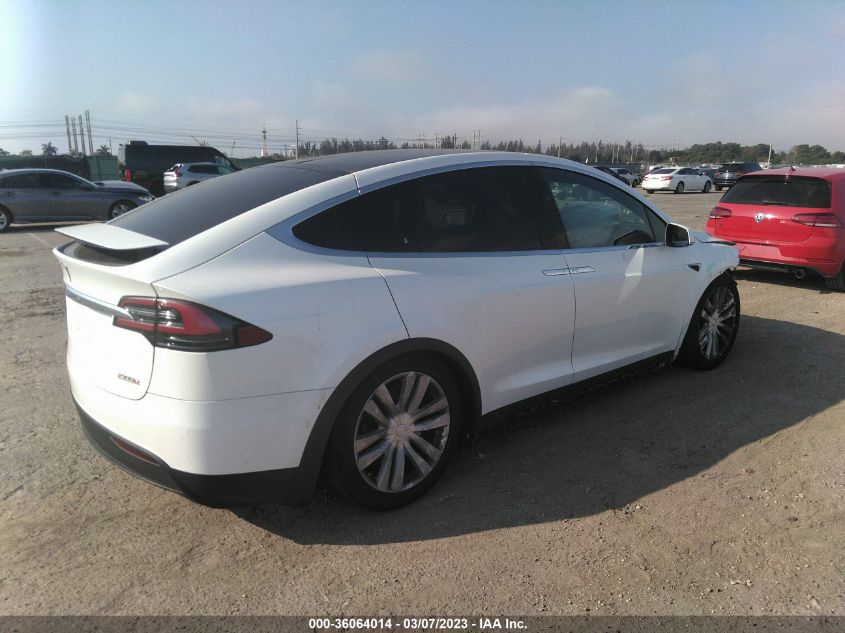 5YJXCBE42KF144912 Tesla Model X  4