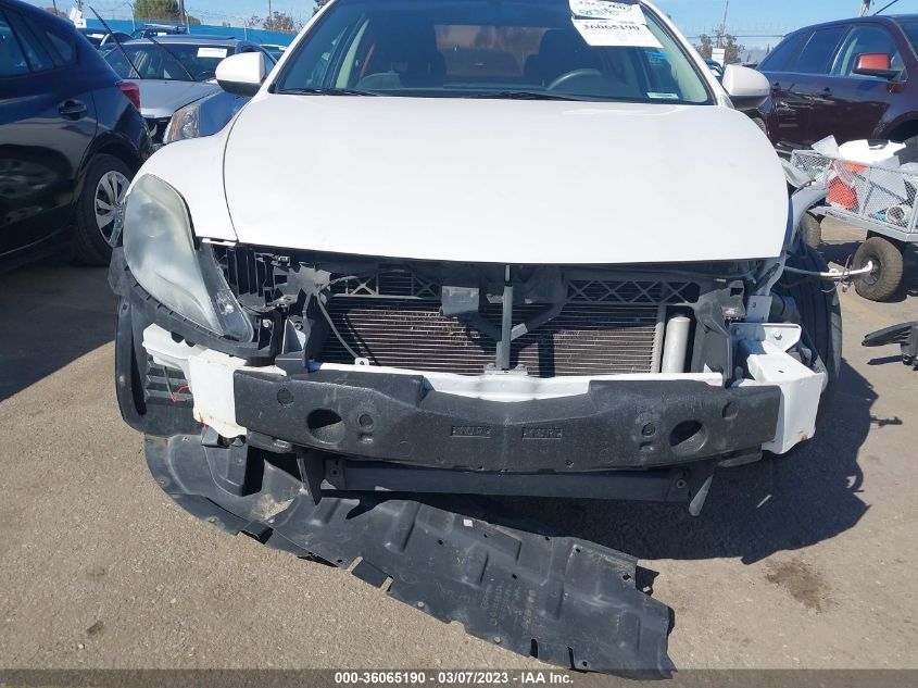 2013 MAZDA MAZDA6 I SPORT - 1YVHZ8BH0D5M12013