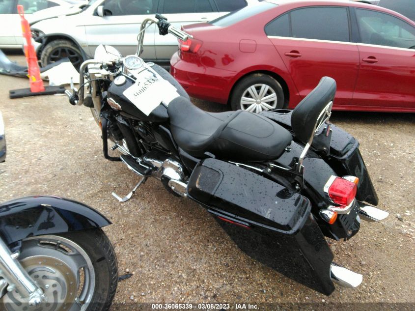 2011 HARLEY-DAVIDSON FLHR - 1HD1FB41XBB646086