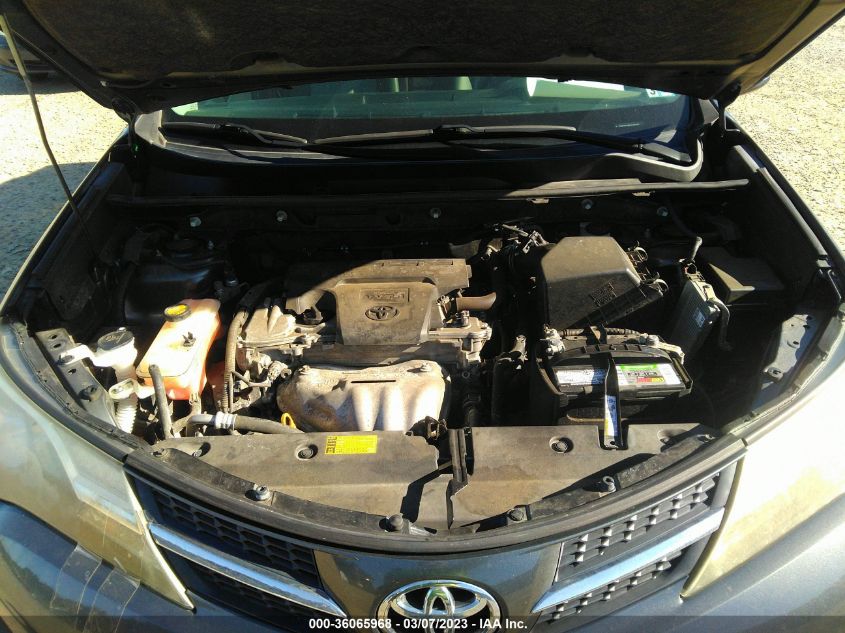 2014 TOYOTA RAV4 LE - JTMBFREV8ED063993