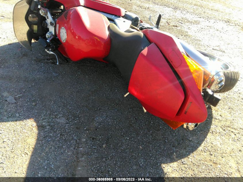 2002 HONDA VFR800 JH2RC46122M400781