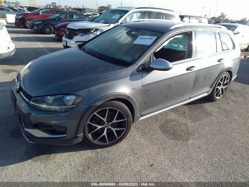 2018 VOLKSWAGEN GOLF ALLTRACK S/SE 3VWM17AUXJM768024