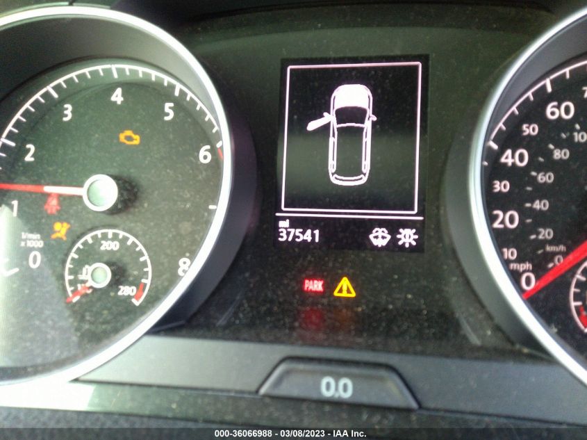 2018 VOLKSWAGEN GOLF ALLTRACK S/SE 3VWM17AUXJM768024