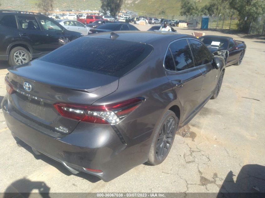 2022 TOYOTA CAMRY HYBRID XSE - 4T1K31AK4NU578930
