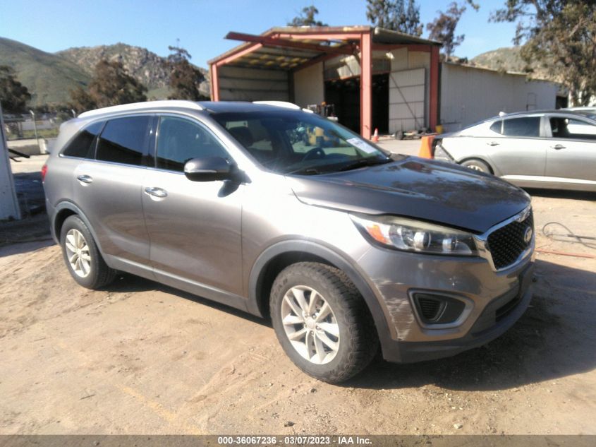 2016 KIA SORENTO LX - 5XYPG4A33GG011346