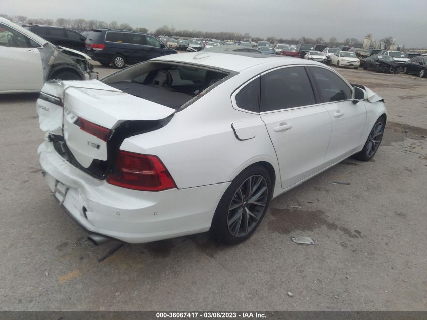 2018 VOLVO S90 MOMENTUM LVY982MK4JP022480