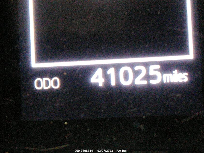 2021 TOYOTA CAMRY SE - 4T1G11AK6MU415383