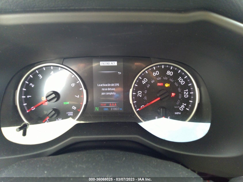 VIN 2T3W1RFV0MC153852 2021 TOYOTA RAV4 XLE