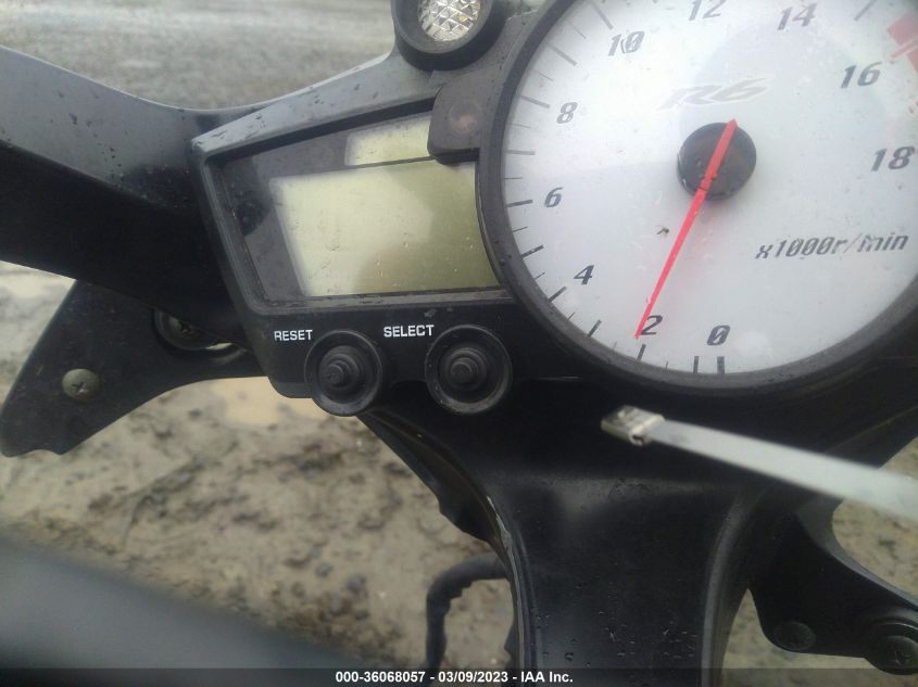 2004 YAMAHA YZFR6 L JYARJ06E54A011031