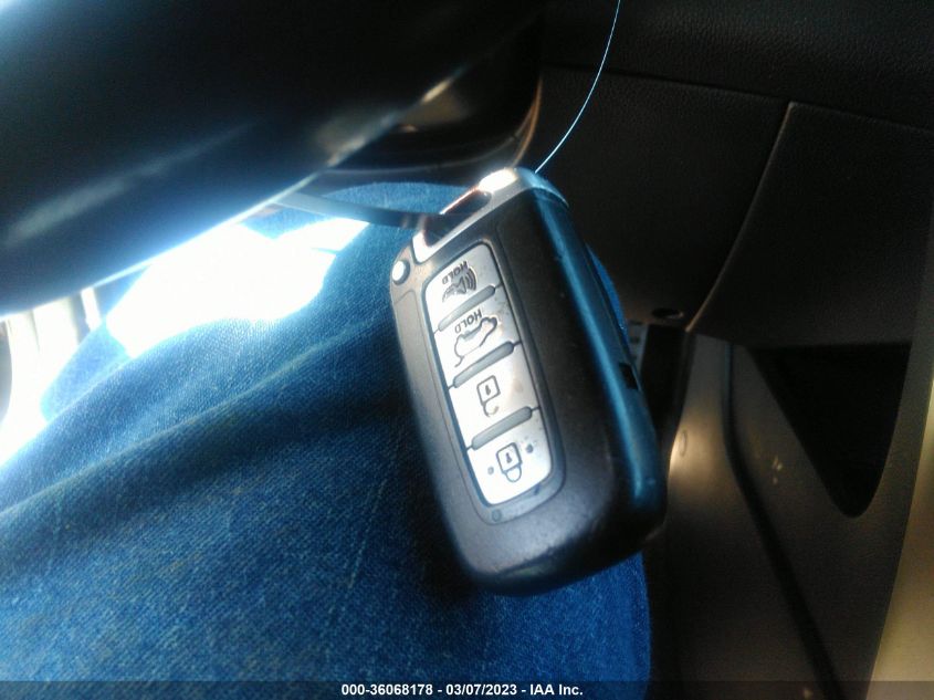 2013 HYUNDAI ELANTRA GT - KMHD35LEXDU045633