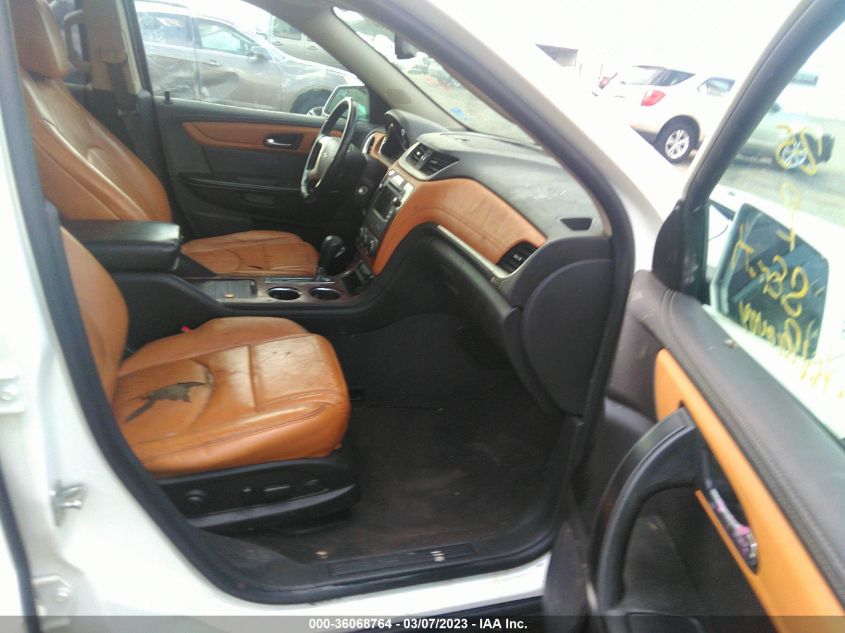 2014 CHEVROLET TRAVERSE LT - 1GNKRHKDXEJ194526