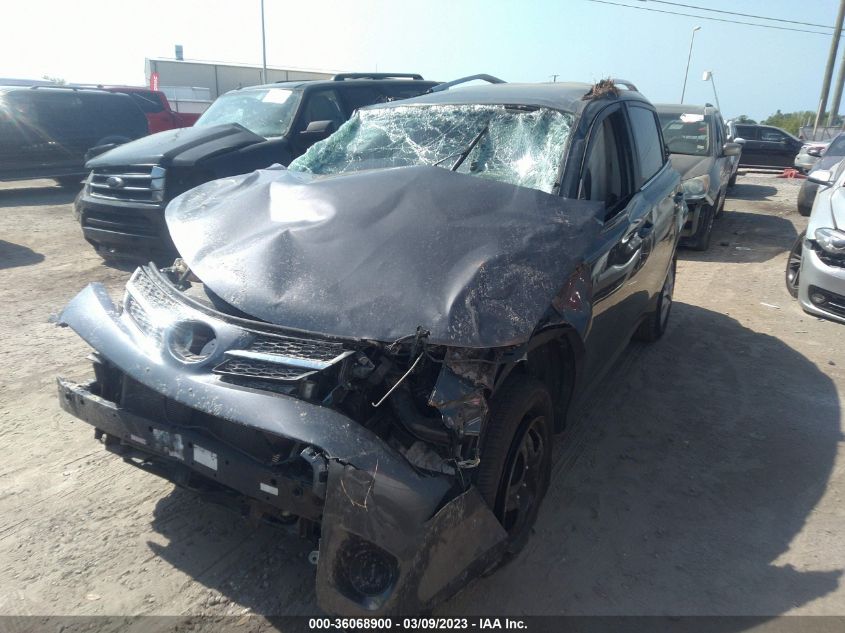 2014 TOYOTA RAV4 LE - JTMZFREV0ED031747