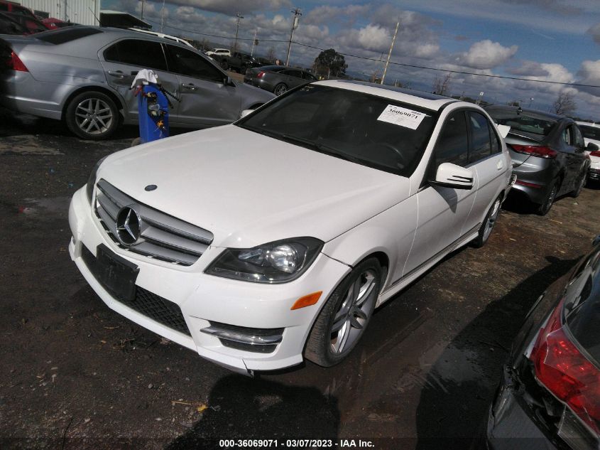 2013 MERCEDES-BENZ C-CLASS C 250 - WDDGF4HBXDR261024