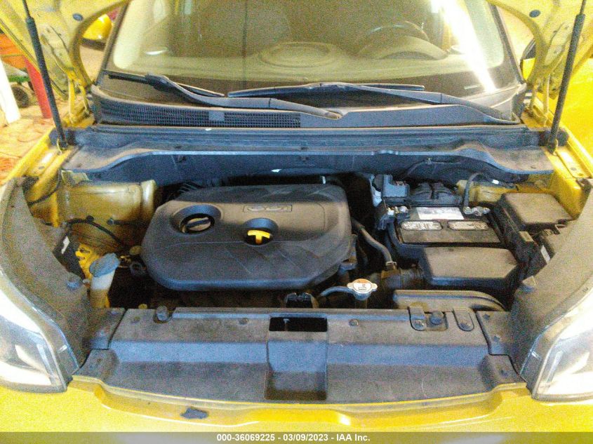 2015 KIA SOUL + - KNDJP3A59F7188917