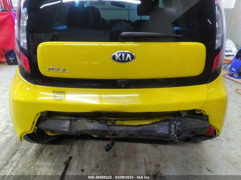 2015 KIA SOUL + - KNDJP3A59F7188917