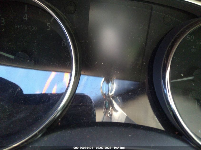 2015 NISSAN ROGUE SV - KNMAT2MV3FP557840