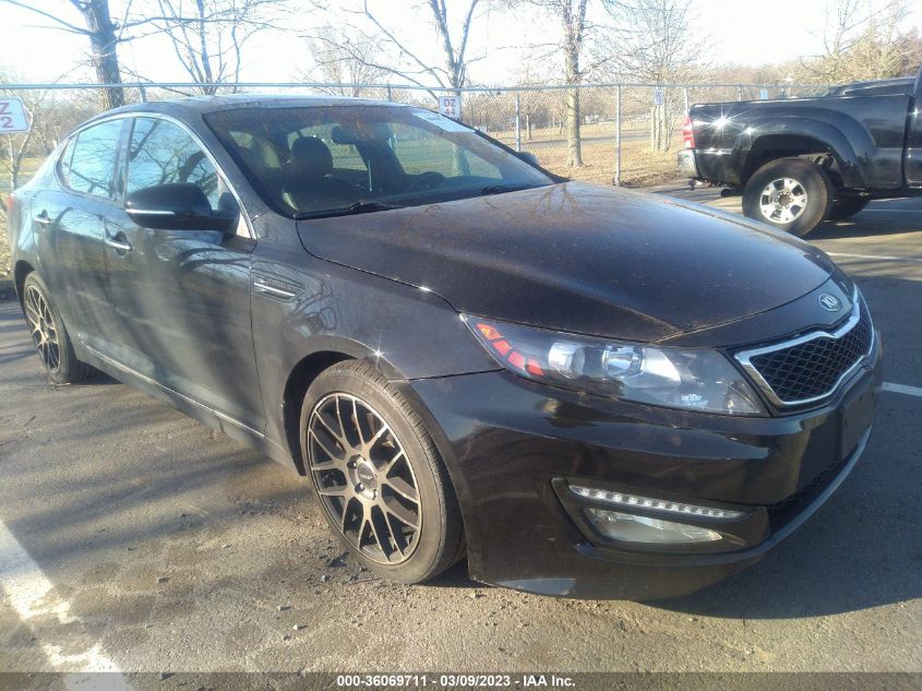 2013 KIA OPTIMA SX W/LIMITED PKG - 5XXGR4A6XDG119550