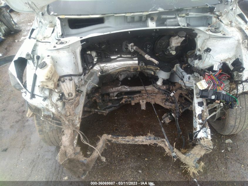 2020 KIA SORENTO LX V6 - 5XYPG4A58LG631511
