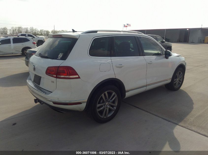 2015 VOLKSWAGEN TOUAREG LUX - WVGEF9BP1FD002906