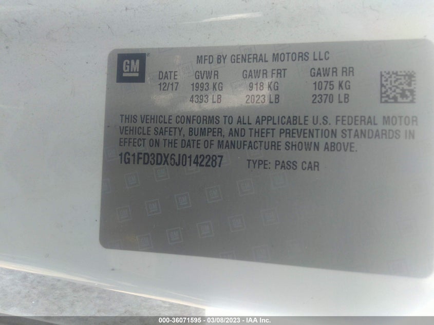 VIN 1G1FD3DX6J0142287 2018 CHEVROLET CAMARO 2LT