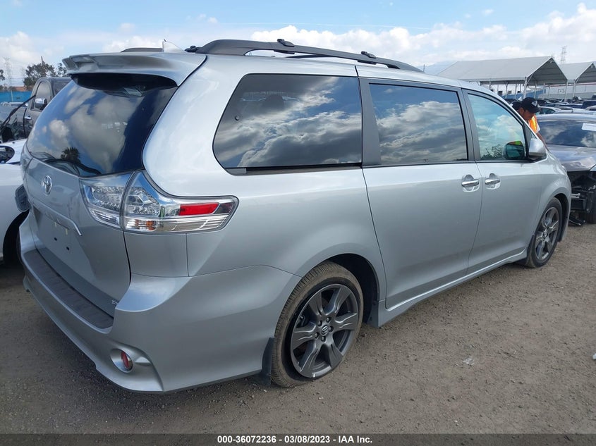 VIN 5TDXZ3DC5LS042952 2020 TOYOTA SIENNA SE