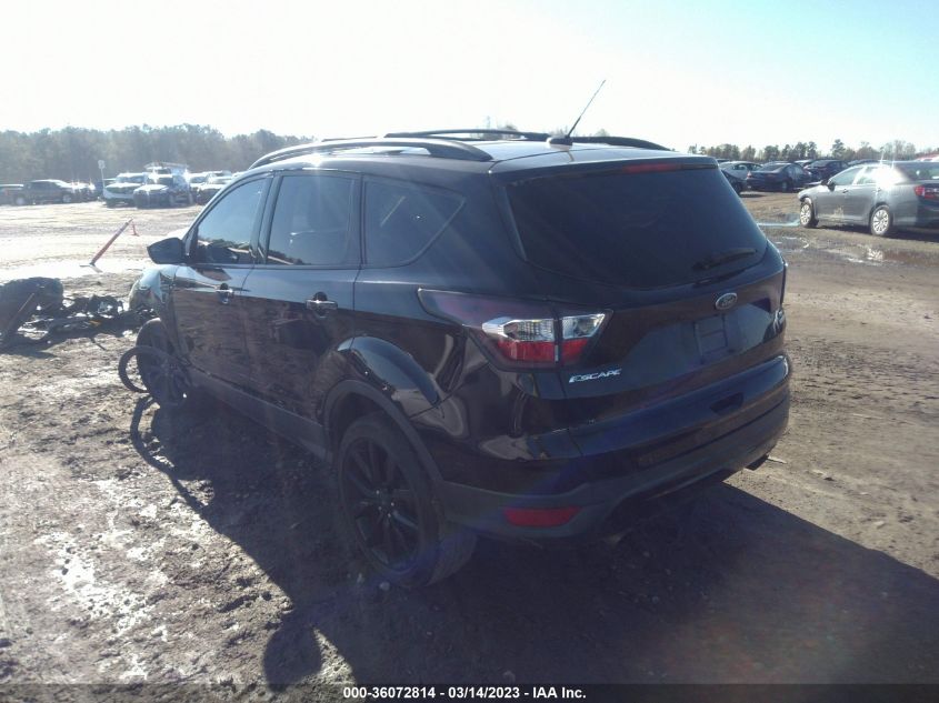 2017 FORD ESCAPE SE - 1FMCU0GDXHUA02493