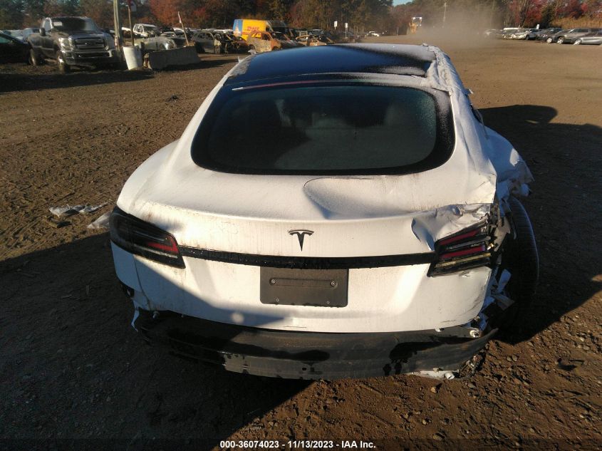 2022 TESLA MODEL S - 5YJSA1E54NF488023