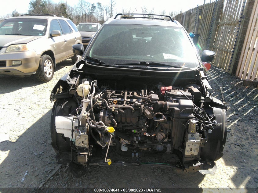 VIN 3N1CP5CU4JL529530 2018 NISSAN KICKS SR