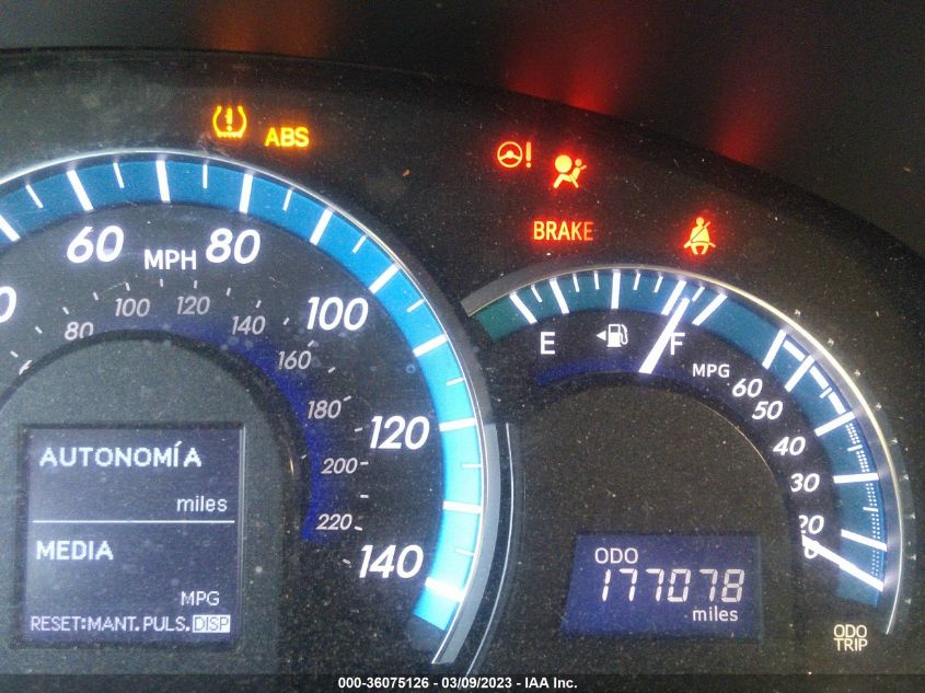 2014 TOYOTA CAMRY HYBRID LE/XLE/SE LIMITED EDITION - 4T1BD1FK8EU118062