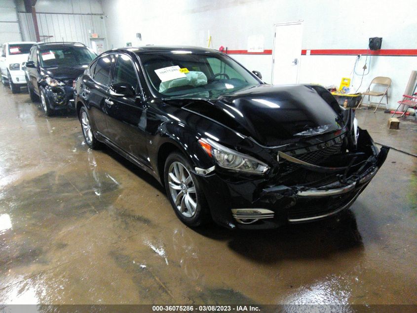 2016 INFINITI Q70 - JN1BY1AR2GM270941