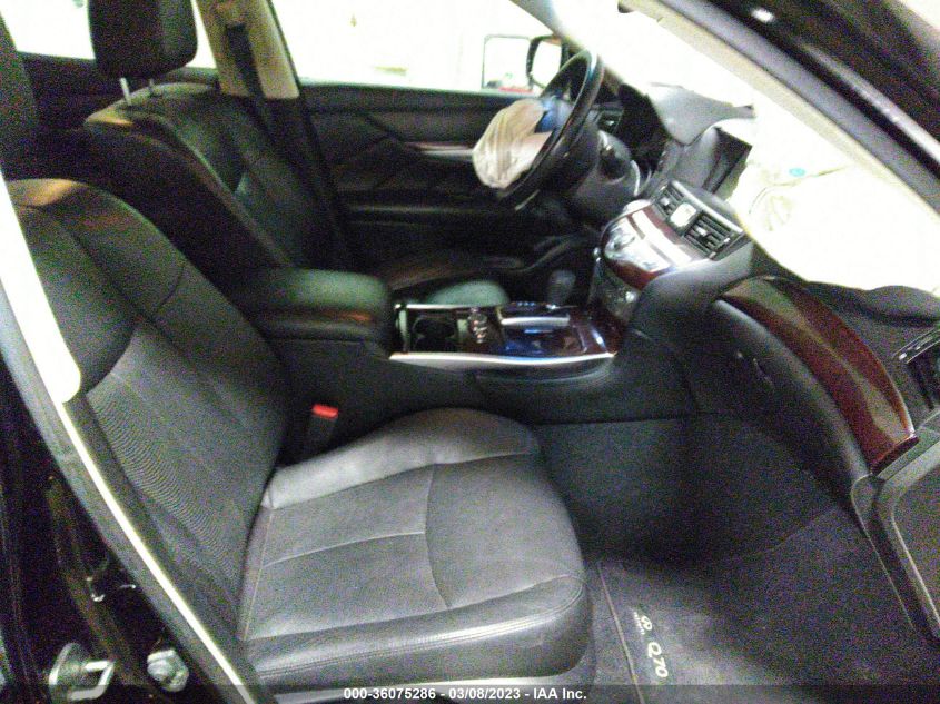 2016 INFINITI Q70 JN1BY1AR2GM270941