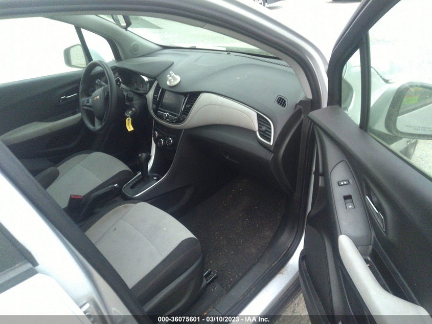 VIN 3GNCJKSBXLL182079 2020 CHEVROLET TRAX LS