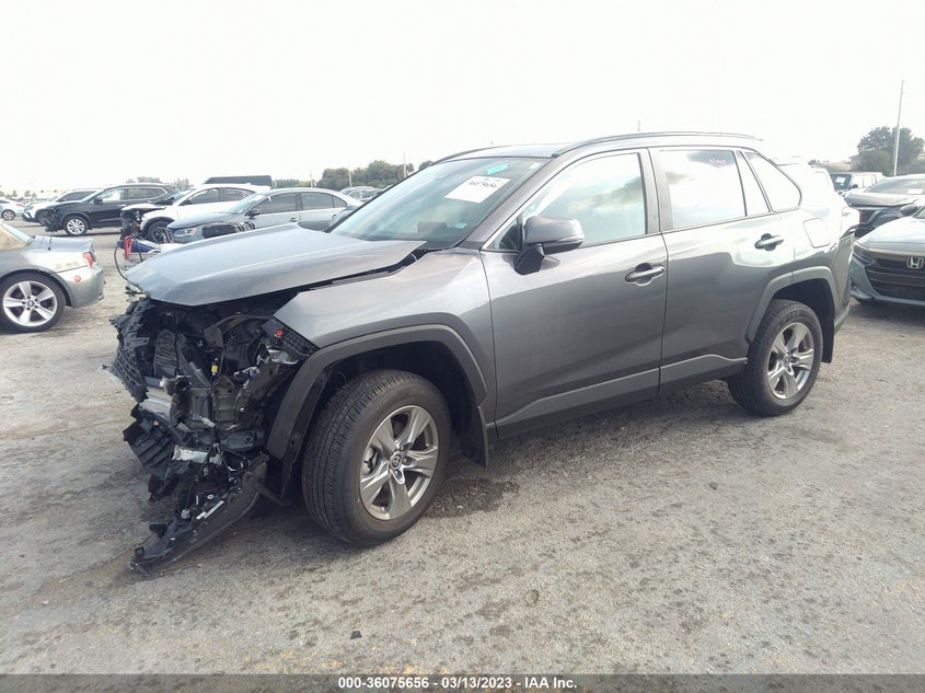 VIN 2T3W1RFV3NC179671 2022 TOYOTA RAV4 XLE