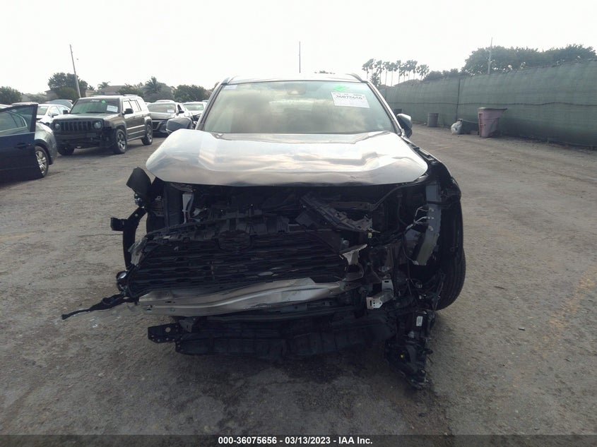 VIN 2T3W1RFV3NC179671 2022 TOYOTA RAV4 XLE