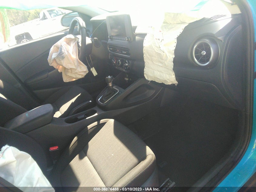 VIN KM8K62AB5NU759645 2022 HYUNDAI KONA SEL