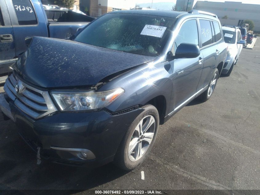 2013 TOYOTA HIGHLANDER LIMITED - 5TDYK3EH9DS133582