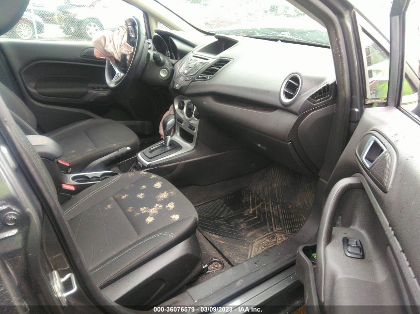 2015 FORD FIESTA SE - 3FADP4EJ0FM218800