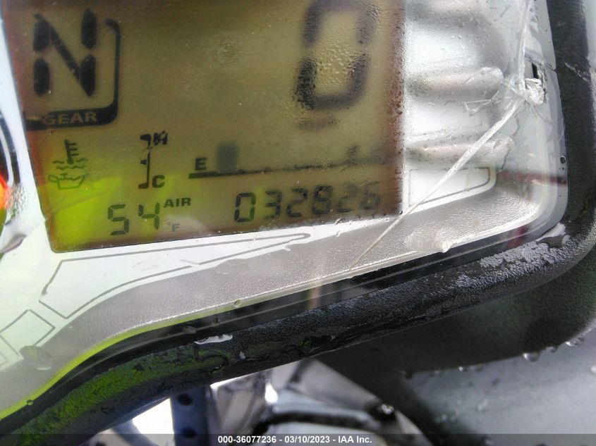2014 SUZUKI DL650 A - JS1VP56A8E2102389