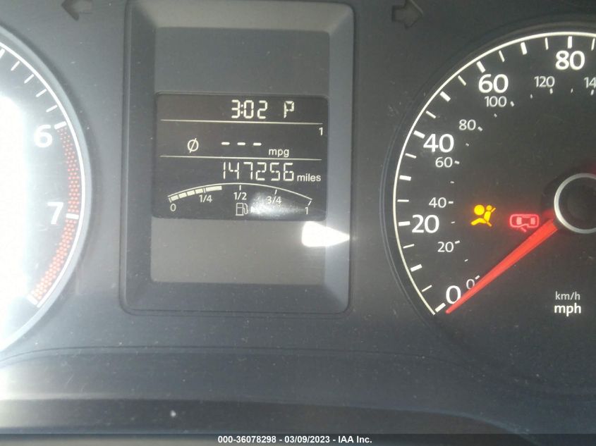 2014 VOLKSWAGEN JETTA 2.0L S - 3VW2K7AJ7EM224421