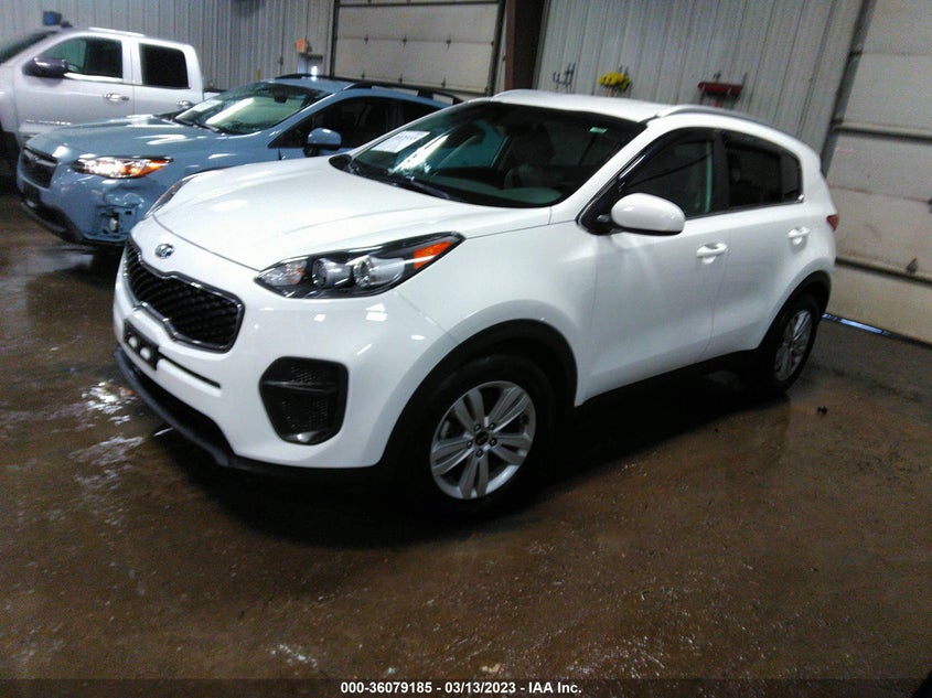 VIN KNDPM3AC2J7381484 2018 KIA SPORTAGE LX