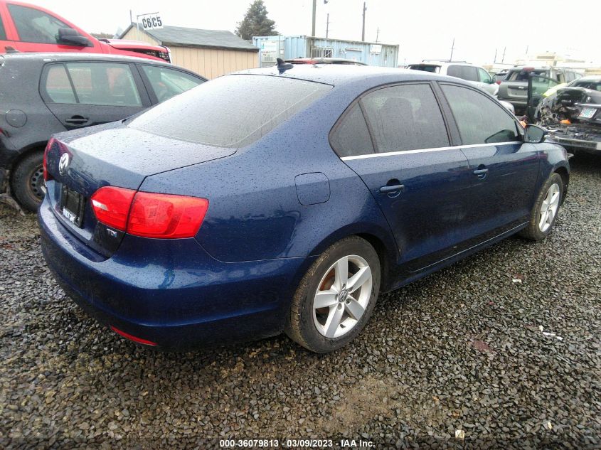 2013 VOLKSWAGEN JETTA SEDAN TDI - 3VWLL7AJ9DM371372