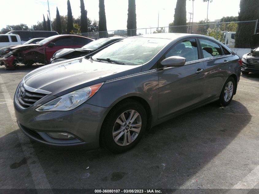 VIN 5NPEB4AC0DH748711 2013 HYUNDAI SONATA no.2